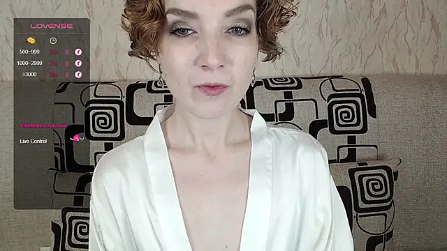 Snapshot of TinaWince chatting on 25, 10, 2025 TinaWince online show from 25, 10, 2025