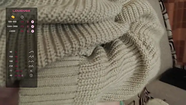 Snapshot of TinaWince chatting on 3, 11, 2025 TinaWince online show from 3, 11, 2025