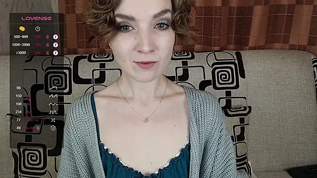 Snapshot of TinaWince chatting on 15, 11, 2025 TinaWince online show from 15, 11, 2025