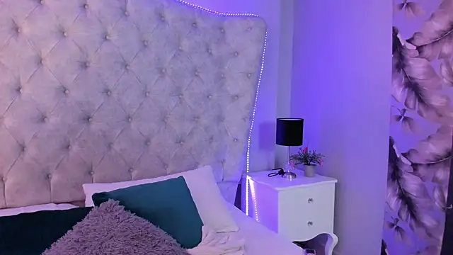 Snapshot of dafne_bss chatting on 19, 12, 2025 dafne bss online show from 19, 12, 2025