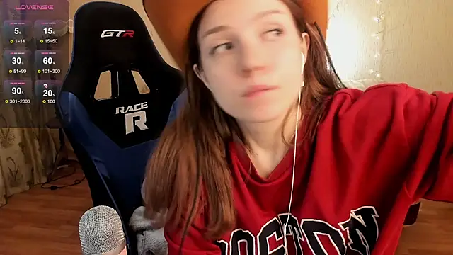 Snapshot of Kami_kam chatting on 6, 2, 2025 Kami kam online show from 6, 2, 2025