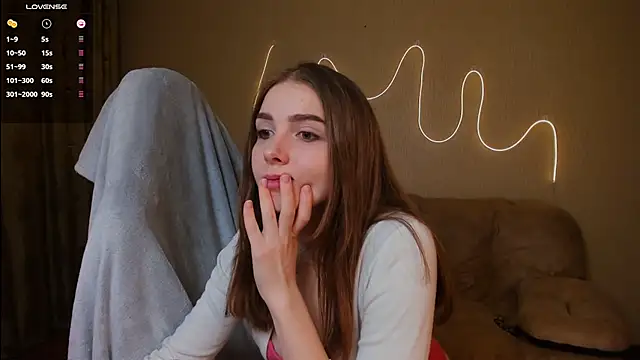 Snapshot of Kami_kam chatting on 2, 3, 2025 Kami kam online show from 2, 3, 2025