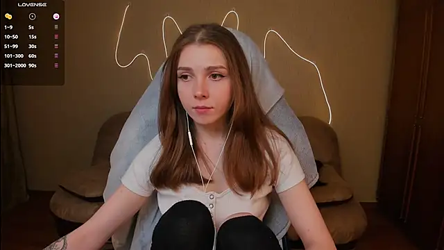 Snapshot of Kami_kam chatting on 4, 3, 2025 Kami kam online show from 4, 3, 2025