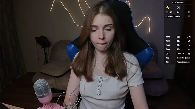 Snapshot of Kami_kam chatting on 12, 3, 2025 Kami kam online show from 12, 3, 2025