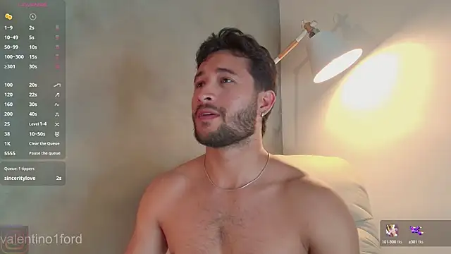 Snapshot of Valentinoford chatting on 29, 1, 2025 Valentinoford online show from 29, 1, 2025