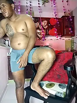 Snapshot of ARTHUR_MINI chatting on 13, 2, 2025 ARTHUR MINI online show from 13, 2, 2025