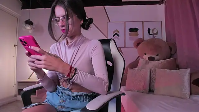 maye wells online show from 13, 2, 2025