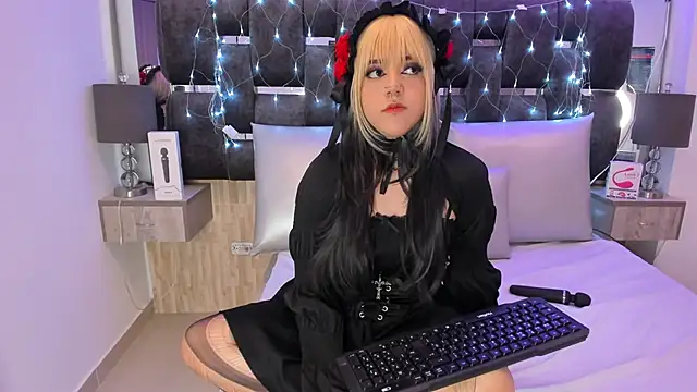 Snapshot of Charlotte_Myers chatting on 1, 3, 2025 Charlotte Myers online show from 1, 3, 2025