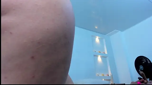 Snapshot of Dalia-Prada chatting on 29, 9, 2025 Dalia-Prada online show from 29, 9, 2025