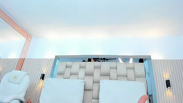 Snapshot of Dalia-Prada chatting on 28, 11, 2025 Dalia-Prada online show from 28, 11, 2025