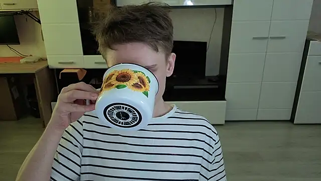 angryzan online show from 27, 3, 2026