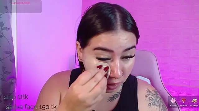 Snapshot of _hooly chatting on 28, 10, 2025 hooly online show from 28, 10, 2025