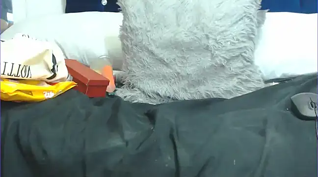 hairy pussywet online show from 19, 1, 2025