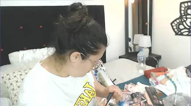 hairy pussywet online show from 13, 2, 2025