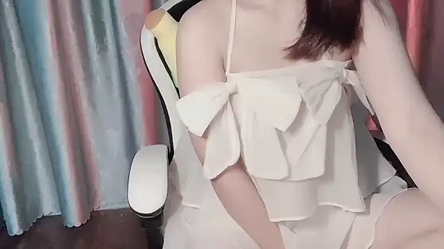 Snapshot of _Ely_ chatting on 23, 2, 2025 Ely online show from 23, 2, 2025