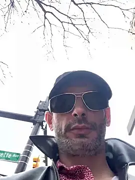 hailzeffn online show from 12, 4, 2026