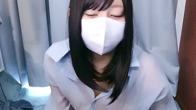 Snapshot of YUTSU_KI chatting on 17, 4, 2026 YUTSU KI online show from 17, 4, 2026