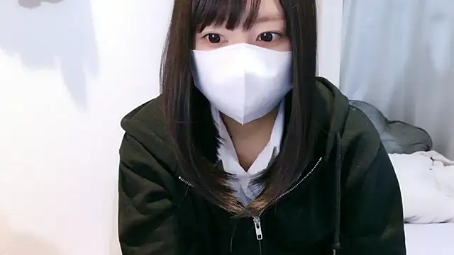 Snapshot of YUTSU_KI chatting on 5, 5, 2026 YUTSU KI online show from 5, 5, 2026