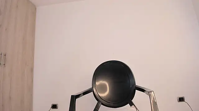  miamadison online show from 16, 1, 2025