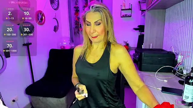 cristal ayala online show from 15, 5, 2026