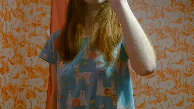 Snapshot of strawberrysmoothie chatting on 7, 12, 2024 strawberrysmoothie online show from 7, 12, 2024