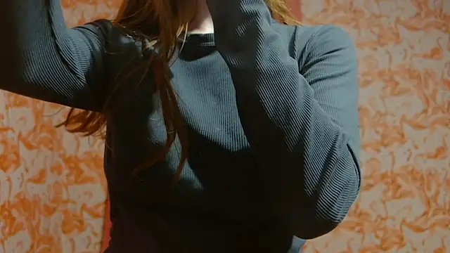 Snapshot of strawberrysmoothie chatting on 15, 1, 2025 strawberrysmoothie online show from 15, 1, 2025