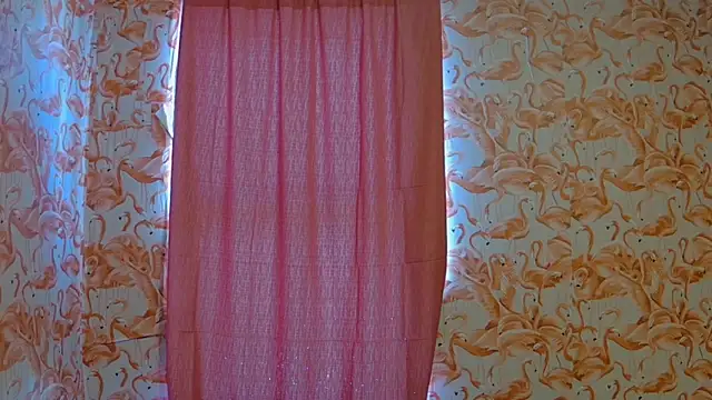 Snapshot of strawberrysmoothie chatting on 27, 2, 2025 strawberrysmoothie online show from 27, 2, 2025