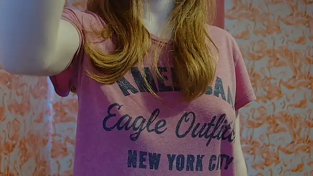 Snapshot of strawberrysmoothie chatting on 17, 3, 2025 strawberrysmoothie online show from 17, 3, 2025