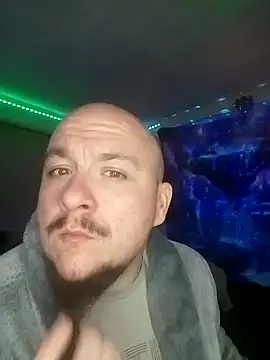 Snapshot of Spunonymous chatting on 2, 1, 2025 Spunonymous online show from 2, 1, 2025