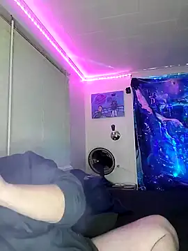 Snapshot of Spunonymous chatting on 8, 1, 2025 Spunonymous online show from 8, 1, 2025