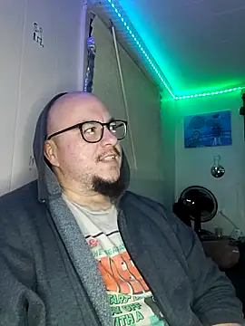 Snapshot of Spunonymous chatting on 18, 2, 2025 Spunonymous online show from 18, 2, 2025