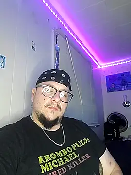 Snapshot of Spunonymous chatting on 23, 2, 2025 Spunonymous online show from 23, 2, 2025