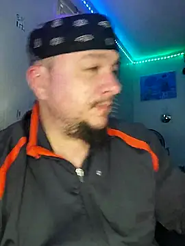 Snapshot of Spunonymous chatting on 26, 2, 2025 Spunonymous online show from 26, 2, 2025