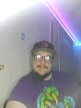 Snapshot of Spunonymous chatting on 7, 3, 2025 Spunonymous online show from 7, 3, 2025