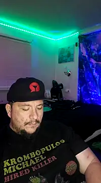 Snapshot of Spunonymous chatting on 9, 3, 2025 Spunonymous online show from 9, 3, 2025