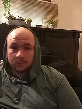 Snapshot of Spunonymous chatting on 14, 12, 2025 Spunonymous online show from 14, 12, 2025