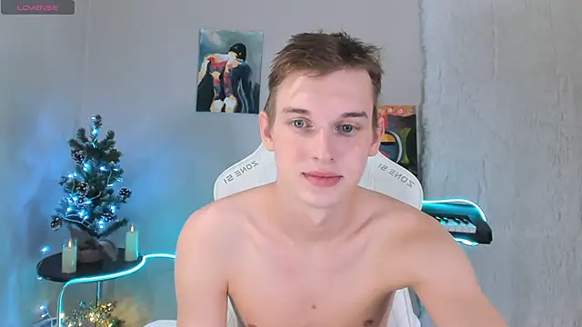 Snapshot of 4ever_dude chatting on 10, 12, 2024 4ever dude online show from 10, 12, 2024