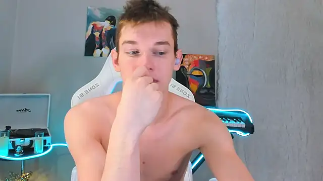 Snapshot of 4ever_dude chatting on 12, 2, 2025 4ever dude online show from 12, 2, 2025