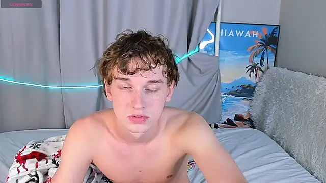 Snapshot of 4ever_dude chatting on 19, 9, 2025 4ever dude online show from 19, 9, 2025