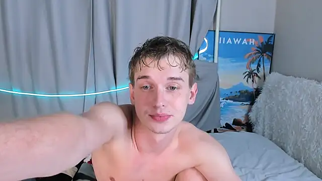 Snapshot of 4ever_dude chatting on 12, 10, 2025 4ever dude online show from 12, 10, 2025