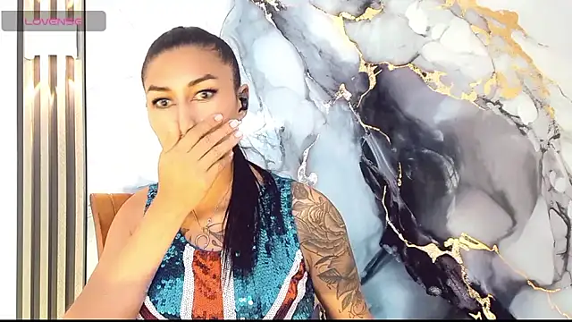 Snapshot of khiara_moretti chatting on 9, 1, 2026 khiara moretti online show from 9, 1, 2026