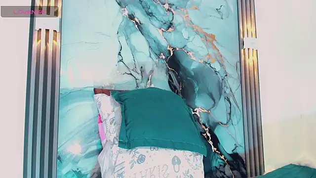 Snapshot of khiara_moretti chatting on 3, 2, 2026 khiara moretti online show from 3, 2, 2026