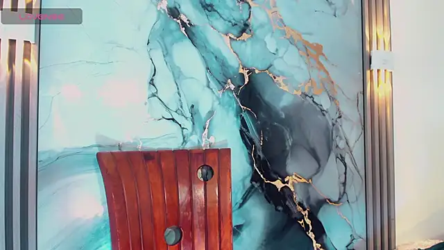 Snapshot of khiara_moretti chatting on 5, 2, 2026 khiara moretti online show from 5, 2, 2026