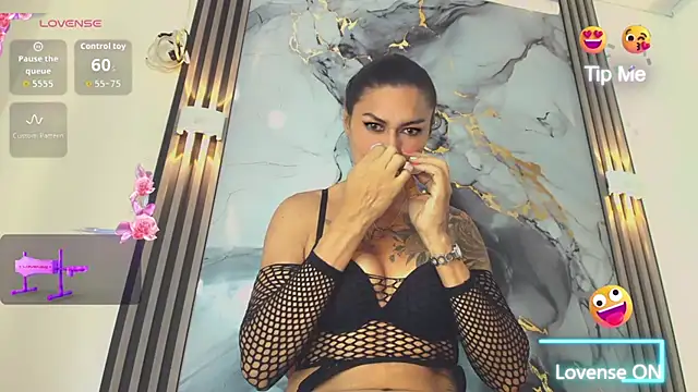 Snapshot of khiara_moretti chatting on 11, 2, 2026 khiara moretti online show from 11, 2, 2026