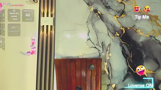 Snapshot of khiara_moretti chatting on 17, 2, 2026 khiara moretti online show from 17, 2, 2026