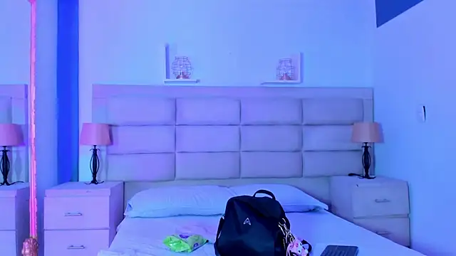 Snapshot of Agathaargent_ chatting on 29, 10, 2025 Agathaargent online show from 29, 10, 2025