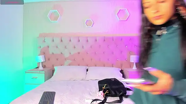 Snapshot of Agathaargent_ chatting on 3, 11, 2025 Agathaargent online show from 3, 11, 2025