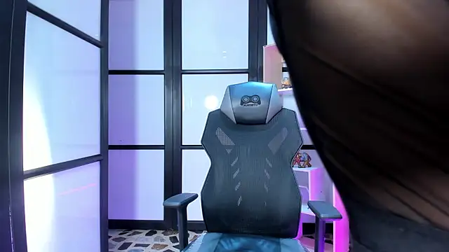 Snapshot of Agathaargent_ chatting on 20, 11, 2025 Agathaargent online show from 20, 11, 2025