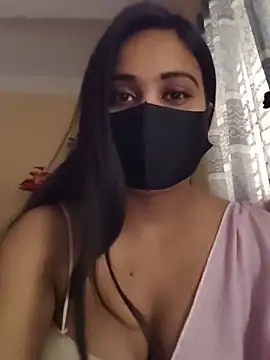 Snapshot of SimaRoy- chatting on 6, 10, 2025 SimaRoy- online show from 6, 10, 2025