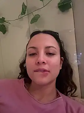 Megan Rodrigo online show from 1, 2, 2026